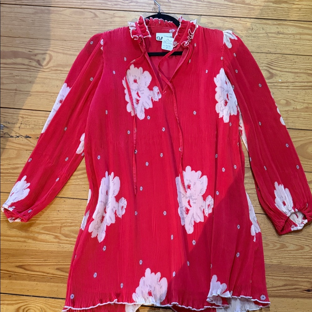 GANNI Red Tunic dress with White Floral Print and Ruffle pin tuck